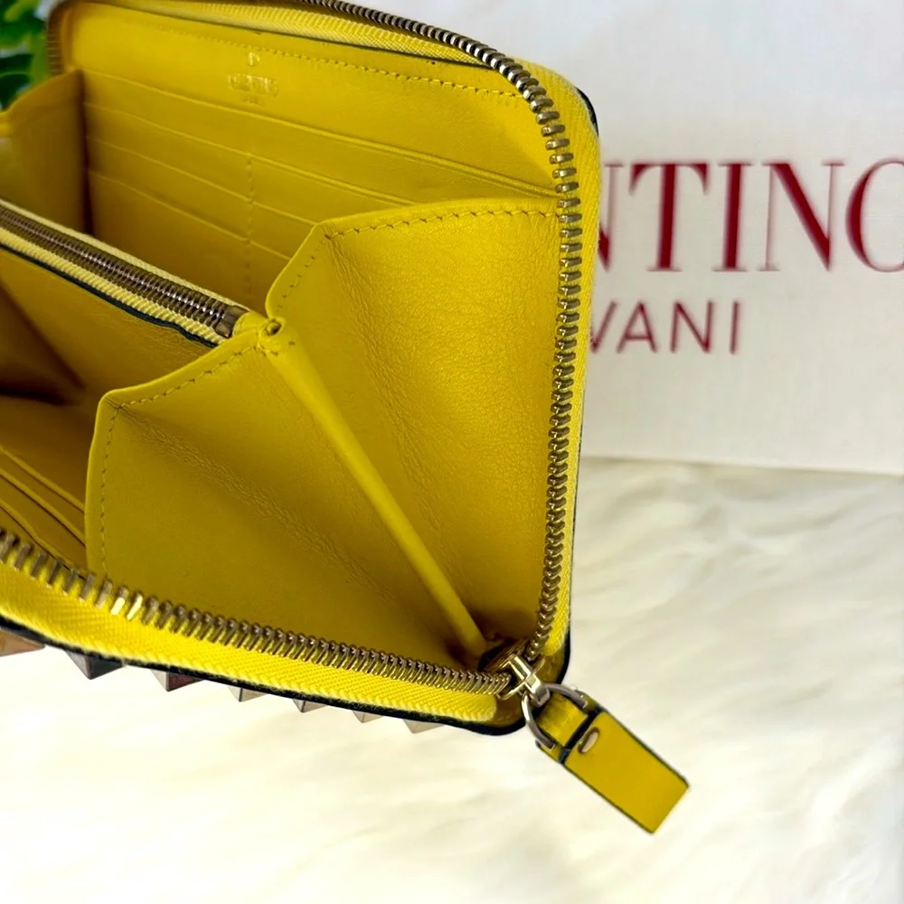 Valentino Garavani Yellow‎ Rock Stud Zipper Wallet
